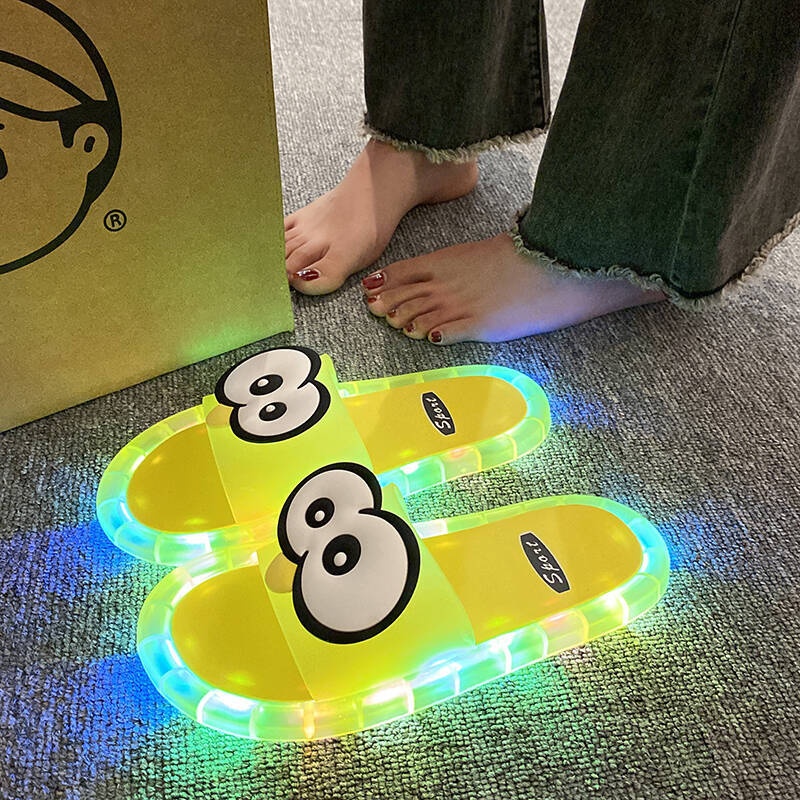 Sandal Seluncur Mata Besar Luc - Home Outdoor Bathroom ulasan dan harga